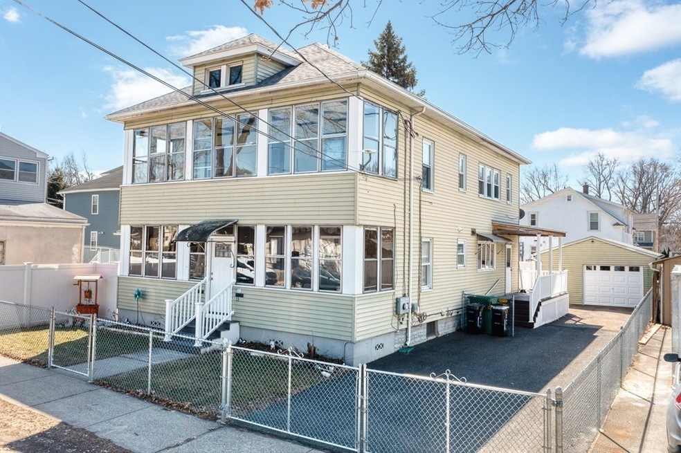 13 Bonner St, Chicopee, MA 01013 - photo 1