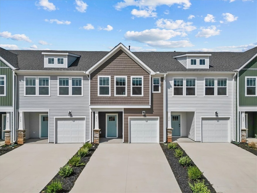 206 Cali Way, Piedmont, SC 29673 - photo 1