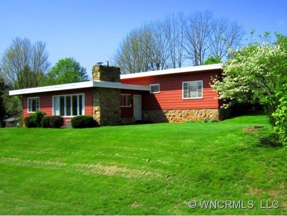 134 Mount Carmel Rd, Asheville, NC 28806 - photo 1