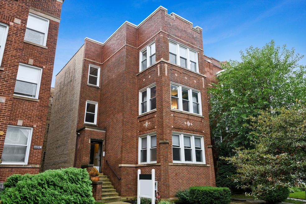 1621 W Rascher Ave unit 1, Chicago, IL 60640 - photo 1