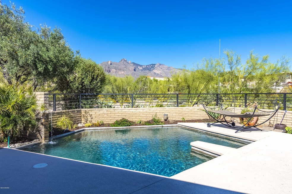 Welcome to 6530 N Camino Arturo!