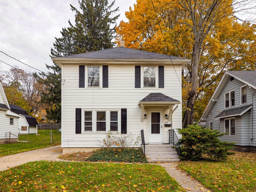 162 W. Pitman Ave-100