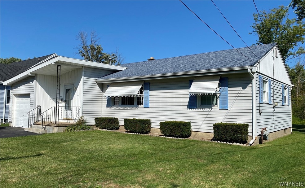 185 Doyle Dr, North Tonawanda, NY 14120 - photo 1