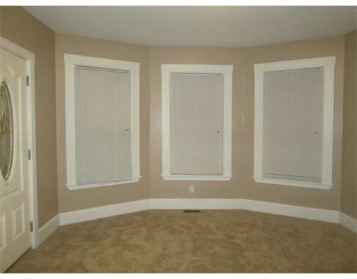 32 Houghton St unit 1, Lynn, MA 01905 - photo 1