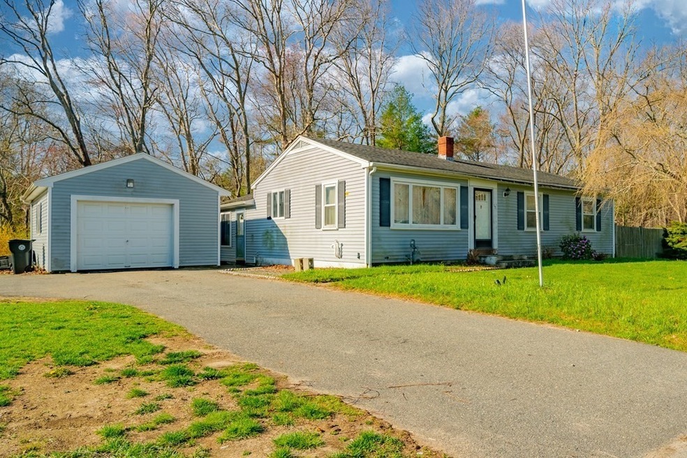 171 Old Westport Rd, North Dartmouth, MA 02747 - photo 1