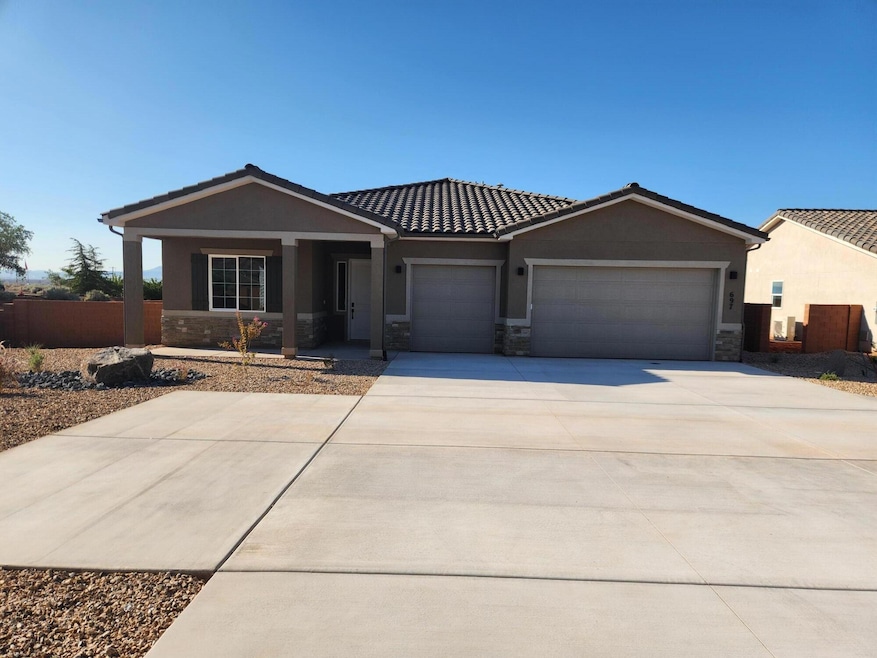 697 S 230 W unit Lot 13, Ivins, UT 84738 - photo 1