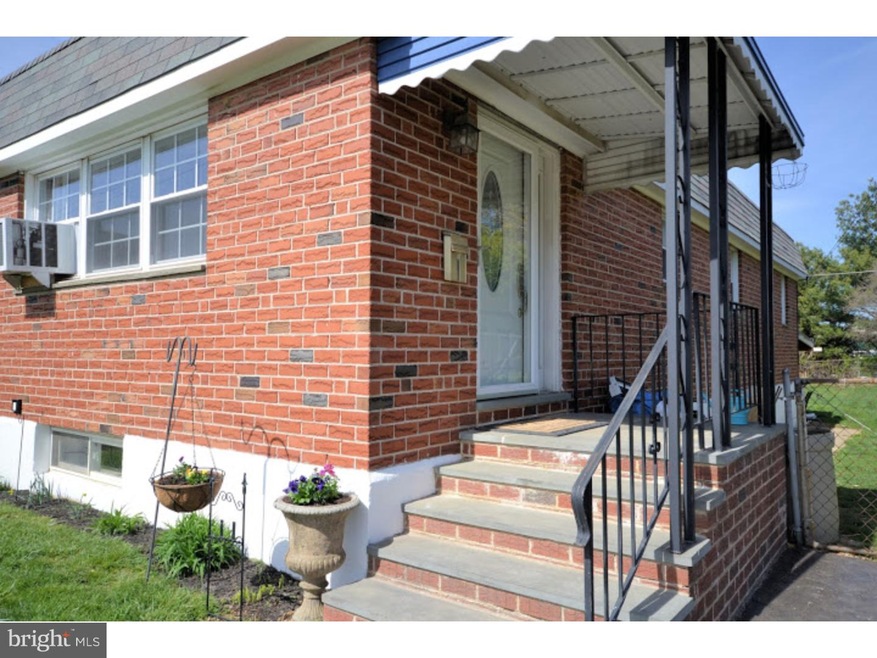 614 Turf Ln, Conshohocken, PA 19428 - photo 1