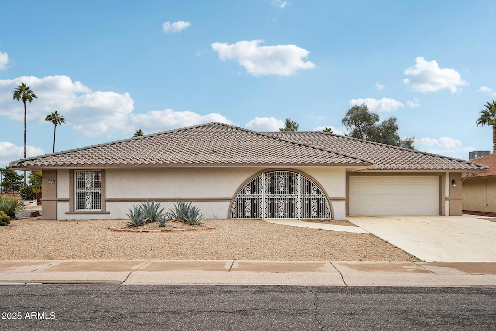 13038 W Castlebar Dr, Sun City West, AZ 85375 - photo 1