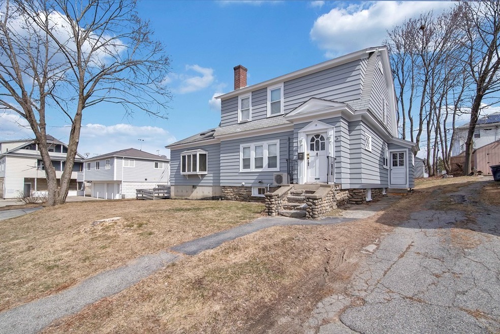 13 Ashwood St, Worcester, MA 01604 - photo 1