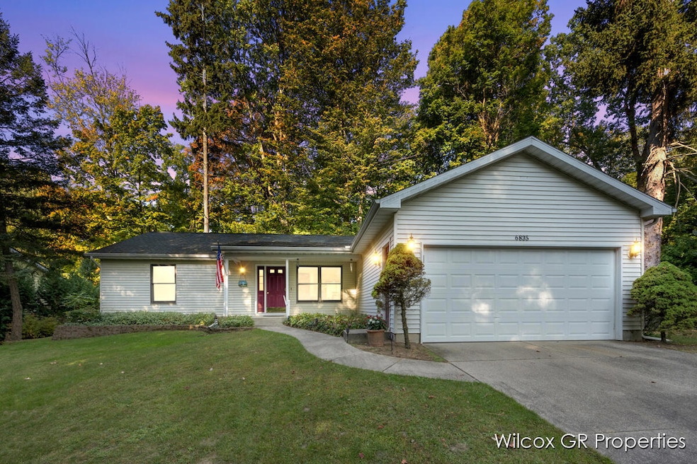 For Sale $399,900 • Co-Listing Agent