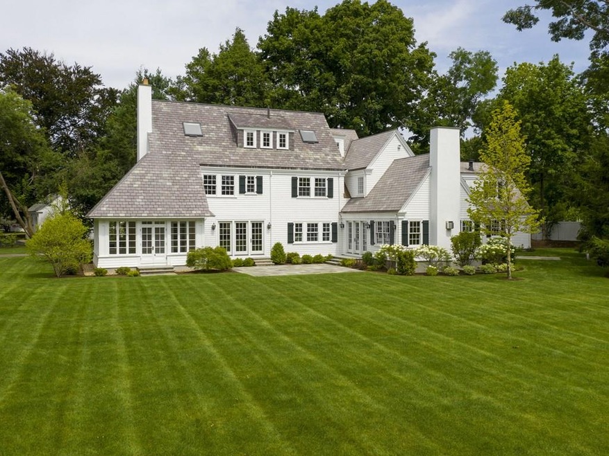 72 Crofton Rd, Waban, MA 02468 - photo 1