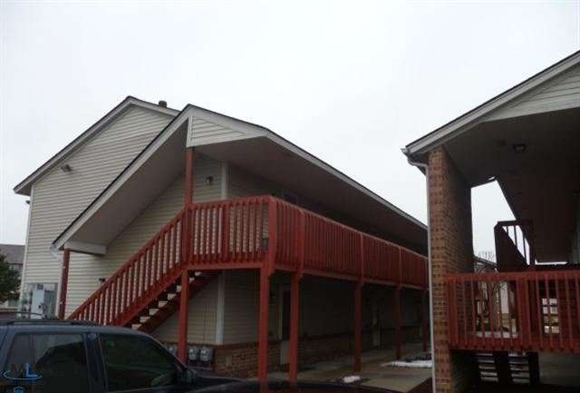 31833 Nardelli Ln, Roseville, MI 48066 - photo 1