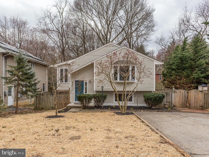 901 Chestnut Tree Dr, Annapolis, MD 21409 - photo 1