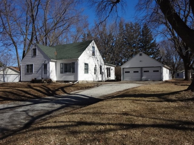 3506 Homeway Dr, Cedar Falls, IA 50613 - photo 1