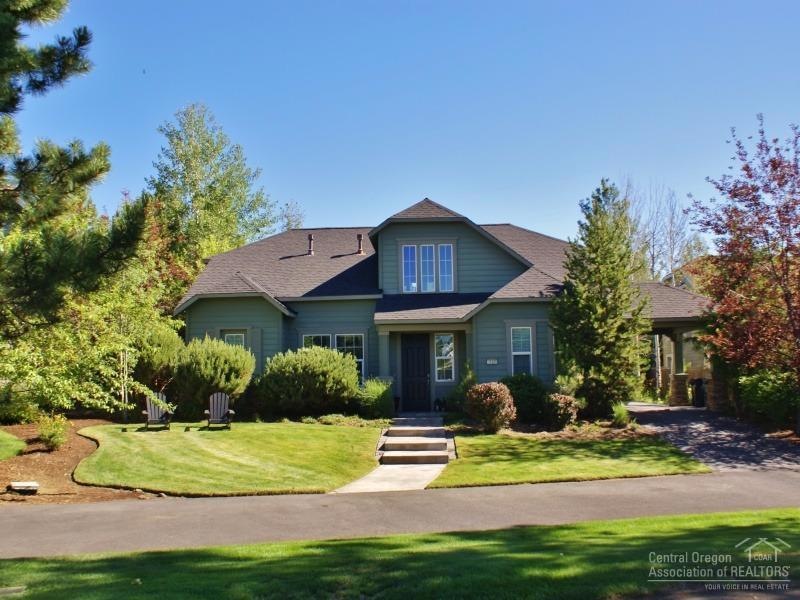 19325 Blue Lake Loop, Bend, OR 97702 - photo 1