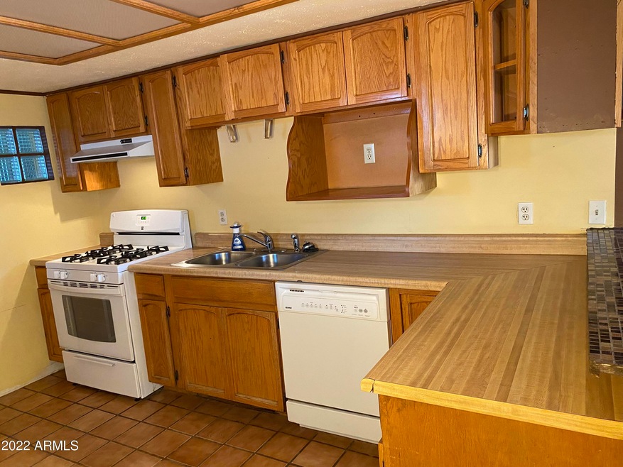 29th st Kitchen 1