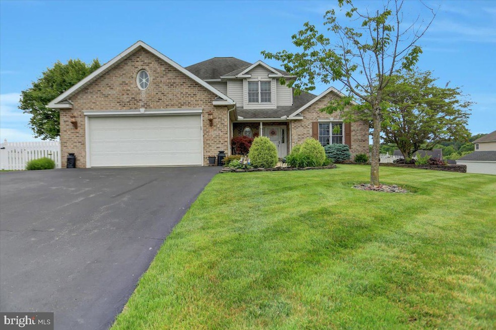 1963 Bell Ave, Chambersburg, PA 17202 - photo 1