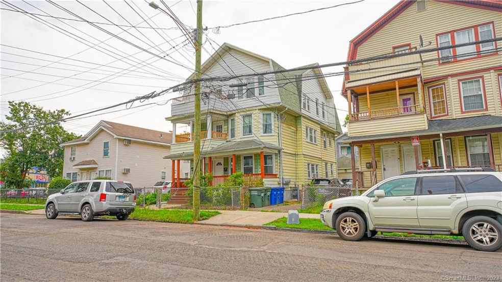 15 Elmwood Ave unit 3, Bridgeport, CT 06605 - photo 1