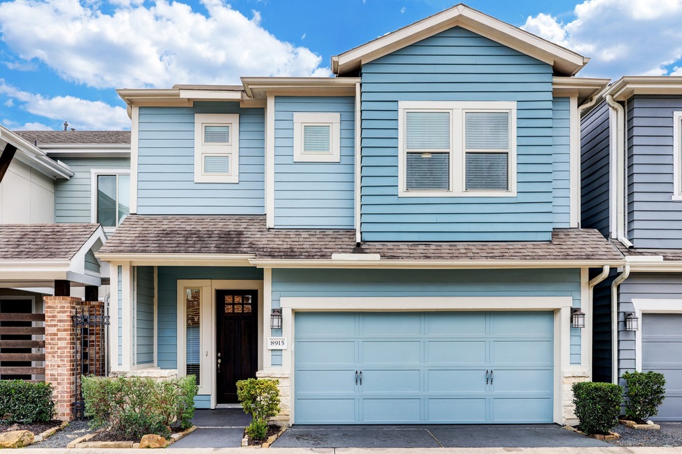 8915 Highgate Ln, Houston, TX 77080 - photo 1