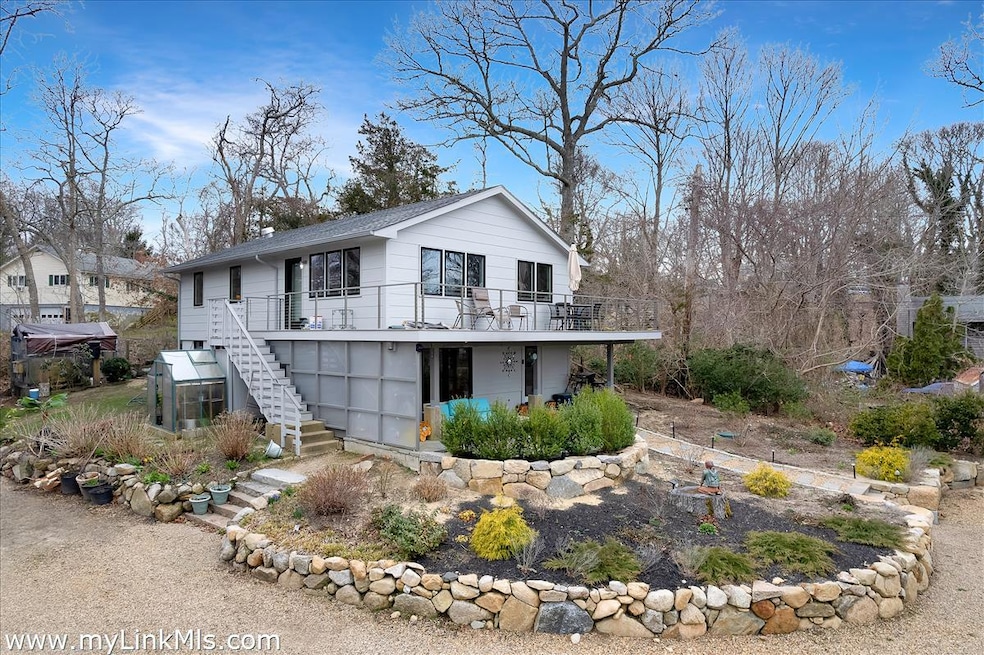 29 Dunham Ave, Vineyard Haven, MA 02568 - photo 1
