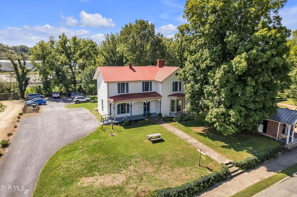 Sold $525,000