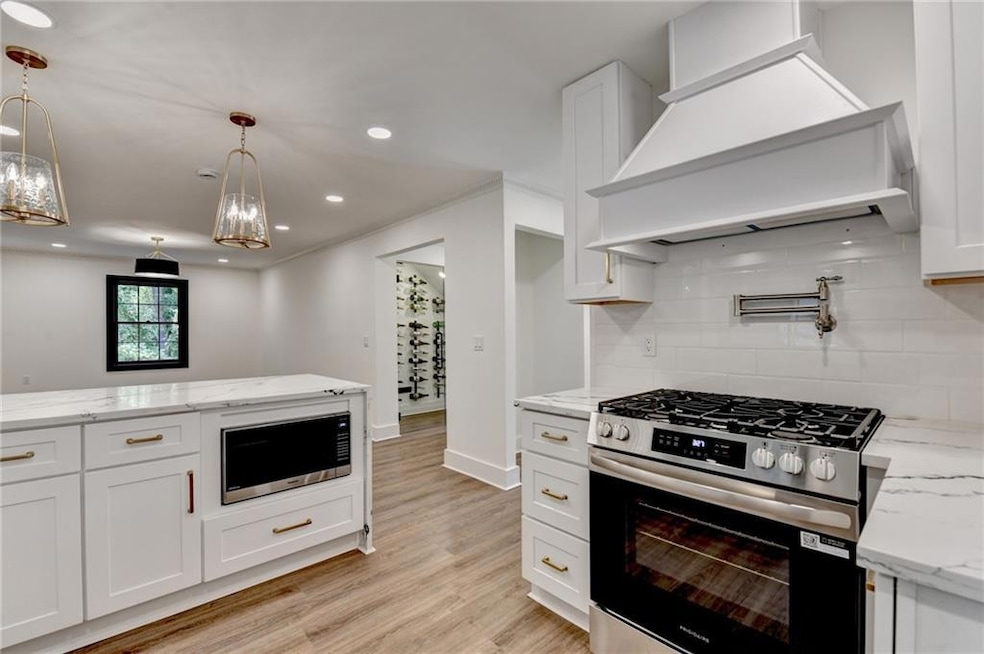 4618 Shallowford Rd, Roswell, GA 30075 - photo 1