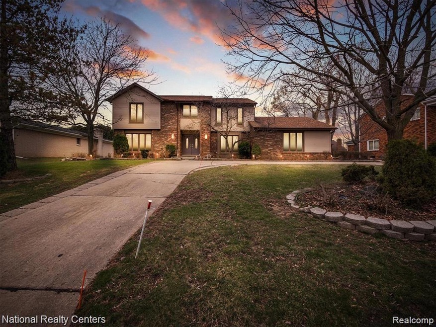 69-5372-Hauser-Way-Lang-Estates_Realtors-69 (2).jp