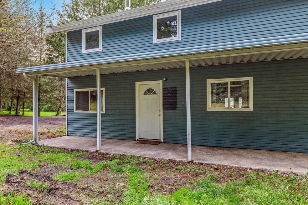 23583 Fremali Ln, Mount Vernon, WA 98274 - photo 1