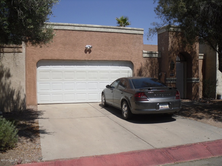 7249 S Haskins