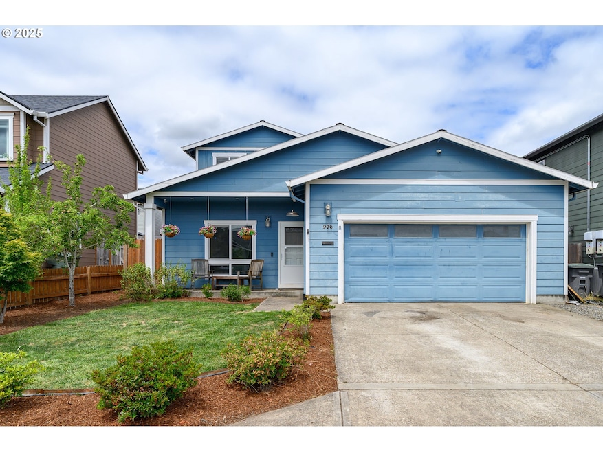 976 E 15th St, Lafayette, OR 97127 - photo 1