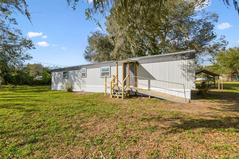 8408 Bob Wiggs Ave, Lithia, FL 33547 - photo 1