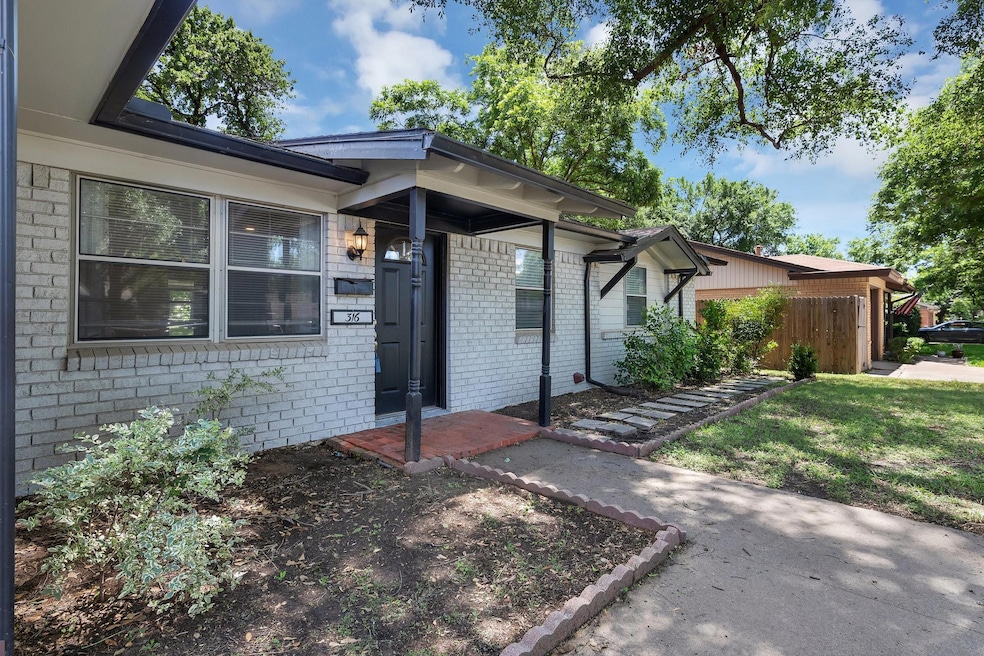 316 Simmons Dr, Hurst, TX 76053 - photo 1