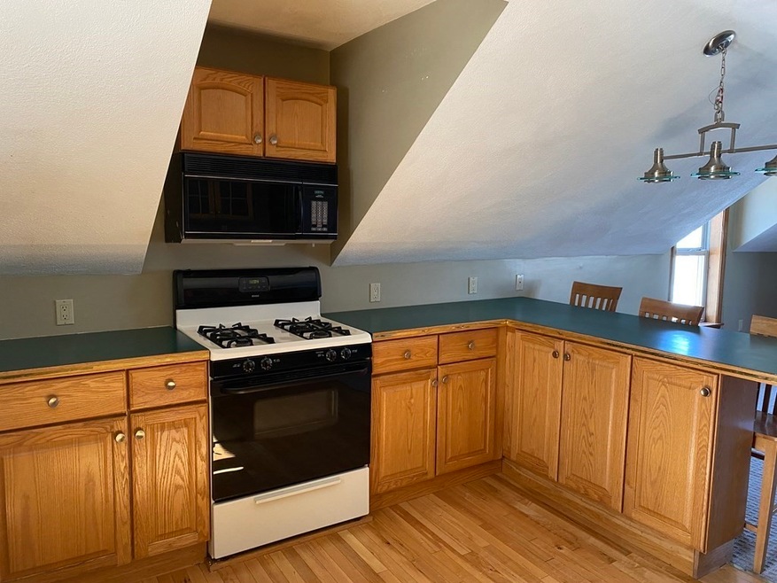 10 Summer St unit 2, Wakefield, MA 01880 - photo 1