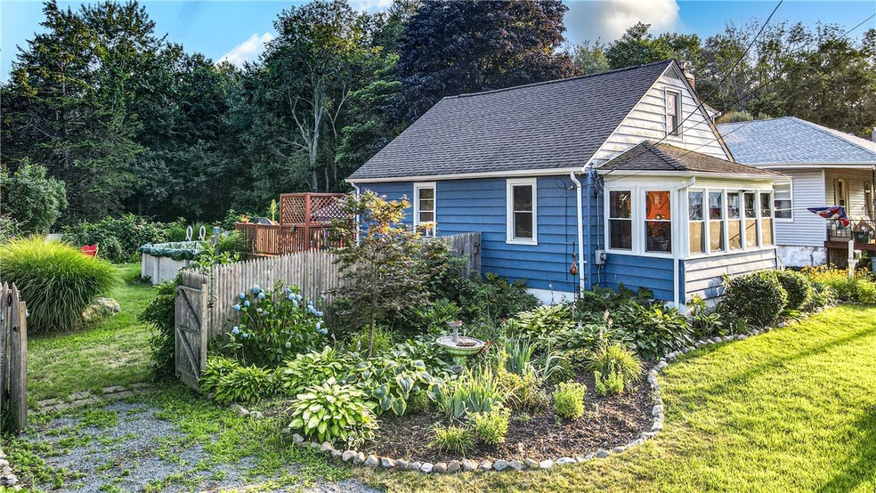 21 Williams St, North Smithfield, RI 02896 - photo 1