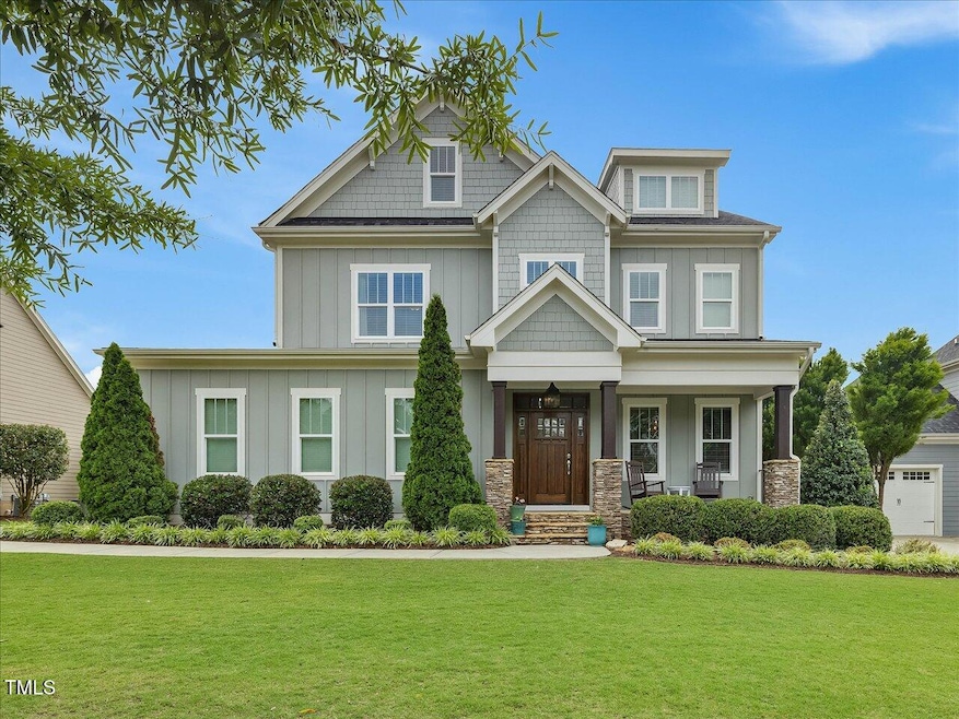009-Front Exterior