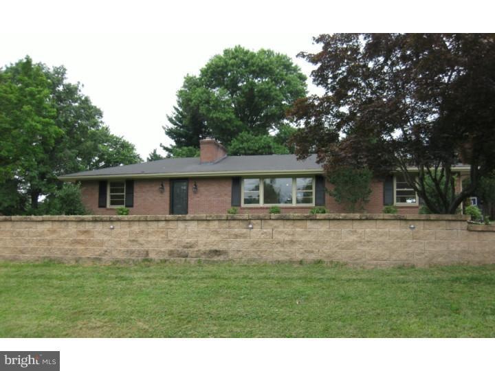 892 Spring City Rd, Phoenixville, PA 19460 - photo 1