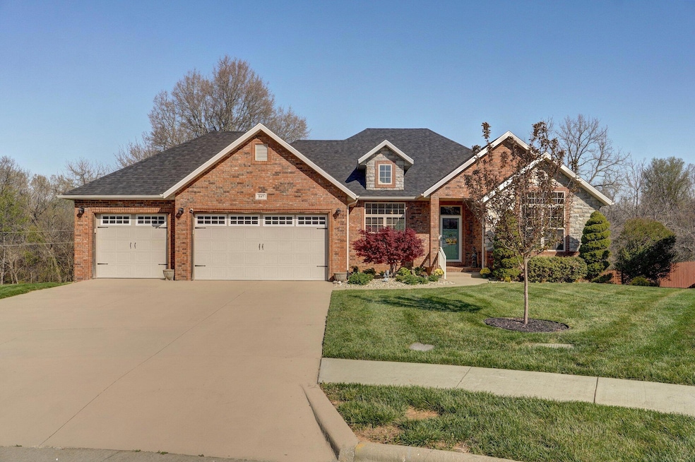 847 N Grapevine Rd-1