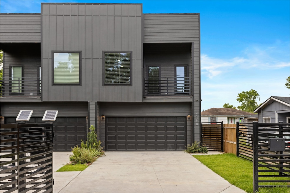 For Rent $2,550/month