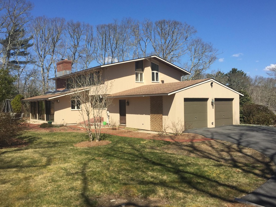 8 Eldred Cir, Falmouth, MA 02540 - photo 1