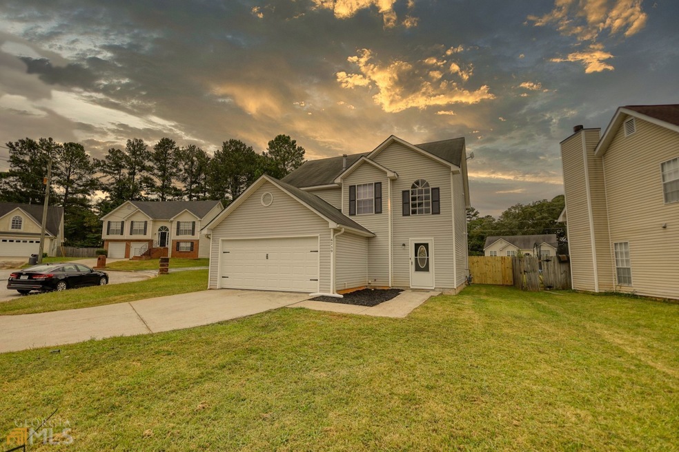 6259 Phillips Lake Cove, Lithonia, GA 30058 - photo 1