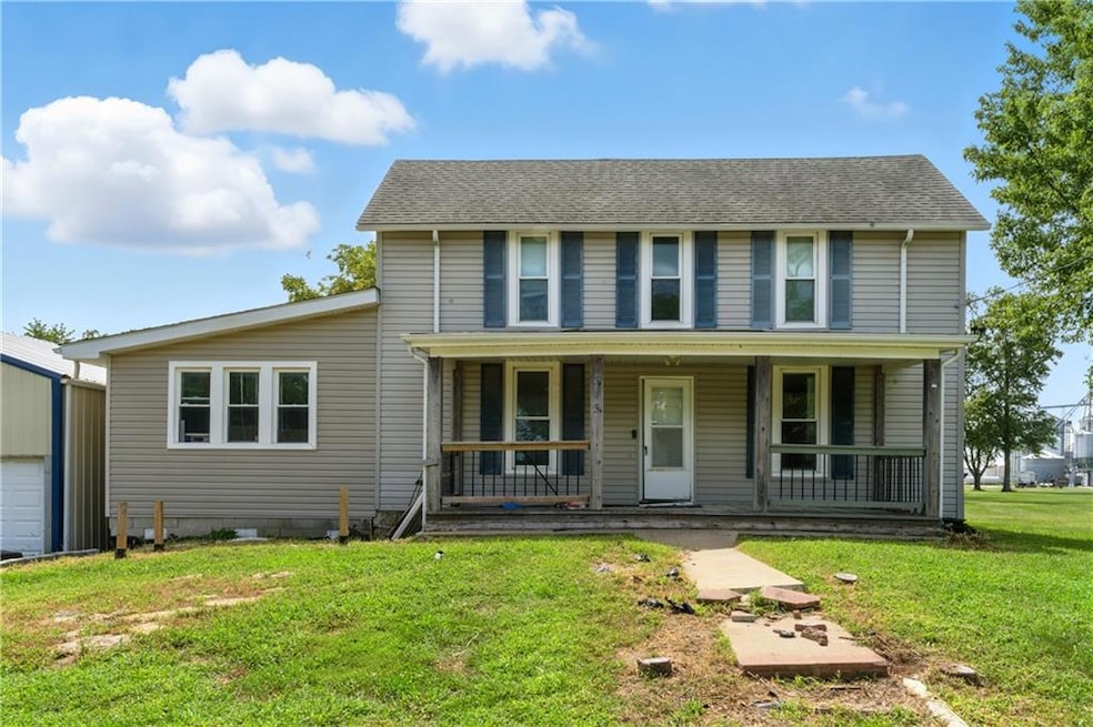 Pending $300,000 • Co-Listing Agent