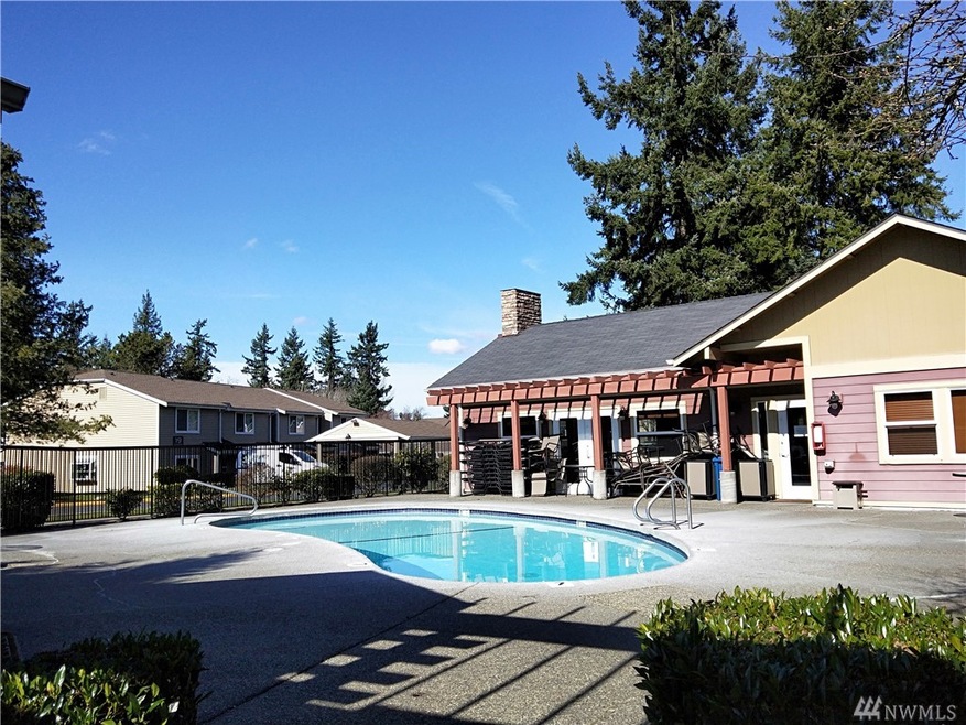 23918 12th Place S unit 104, Des Moines, WA 98198 - photo 1