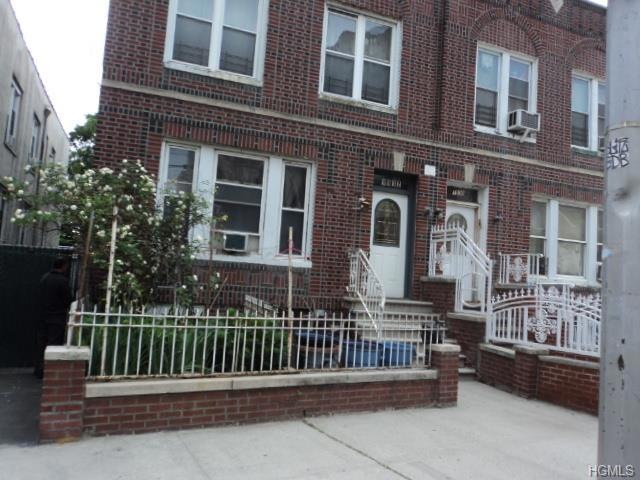 1932 Daly Ave, Bronx, NY 10460 - photo 1