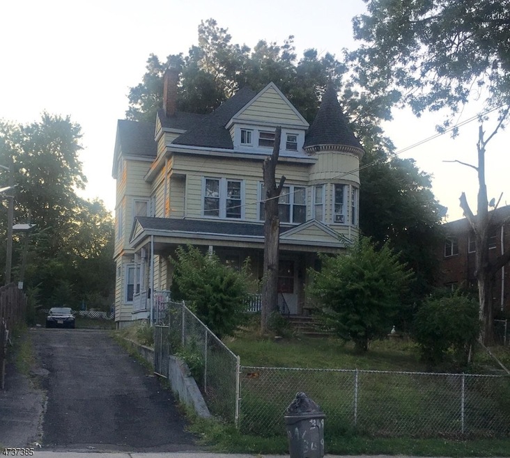 349 Lincoln Ave, Orange, NJ 07050 - photo 1