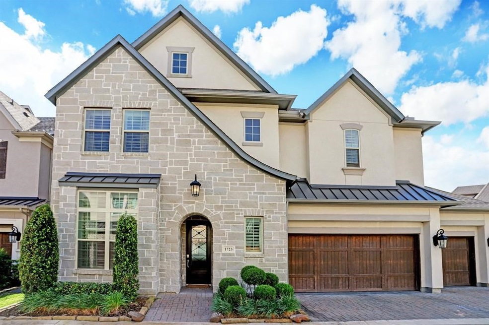 1723 Cornelius Trace Loop, Houston, TX 77055 - photo 1