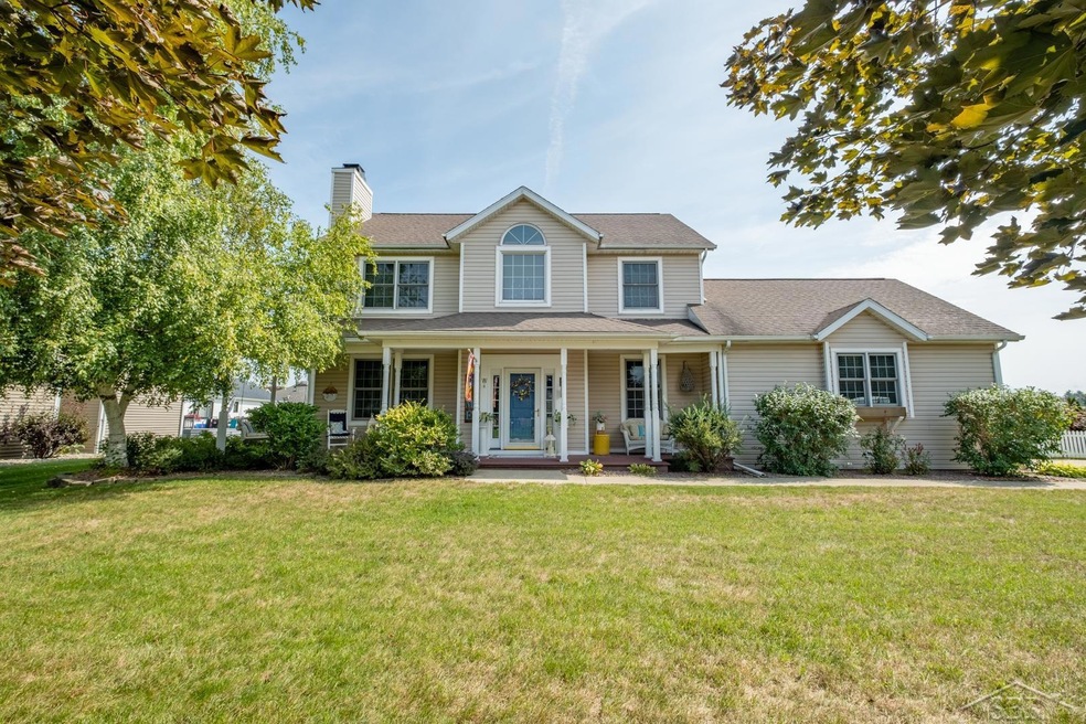 7751 Oak Ct, Birch Run, MI 48415 - photo 1