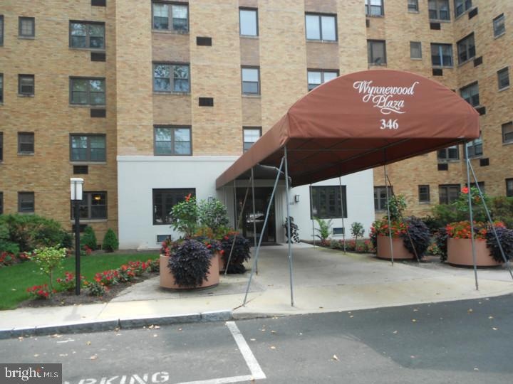 346 E Lancaster Ave unit 507, Wynnewood, PA 19096 - photo 1