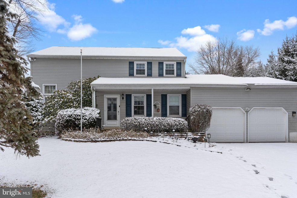 452 Dogwood Dr, Southampton, PA 18966 - photo 1