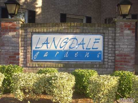 81-49 268th St unit 290A, New Hyde Park, NY 11040 - photo 1