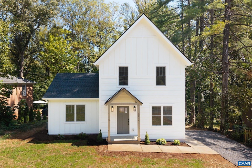 1614 Cambridge Cir, Charlottesville, VA 22903 - photo 1